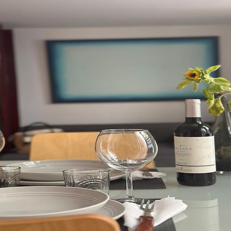 Home Art Refino Malaga Luaran gambar