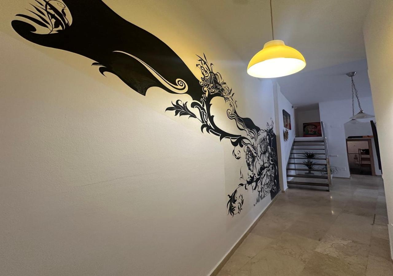 Home Art Refino Malaga Luaran gambar